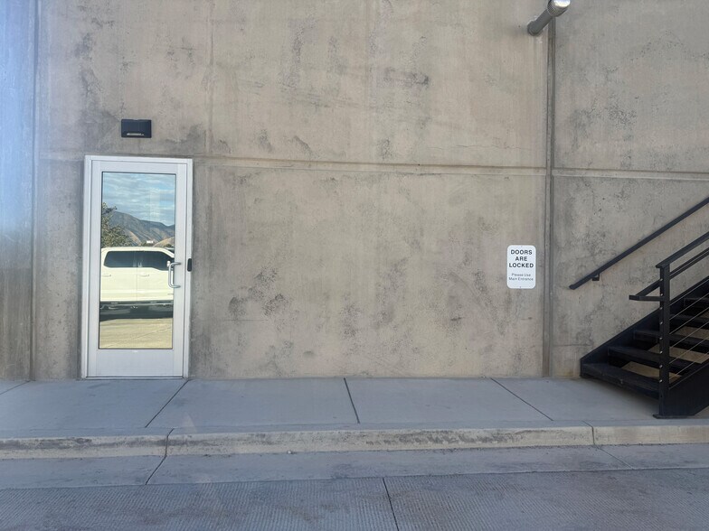 More Photos Of 2208 W 700 S, Springville Light Manufacturing For Sale