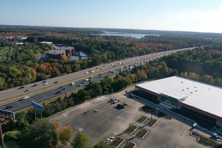 More Photos Of 340 Wood Rd, Braintree Medical For Lease