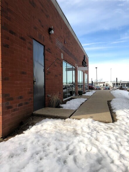 More Photos Of 21675 E Moreland Blvd, Waukesha Medical For Lease