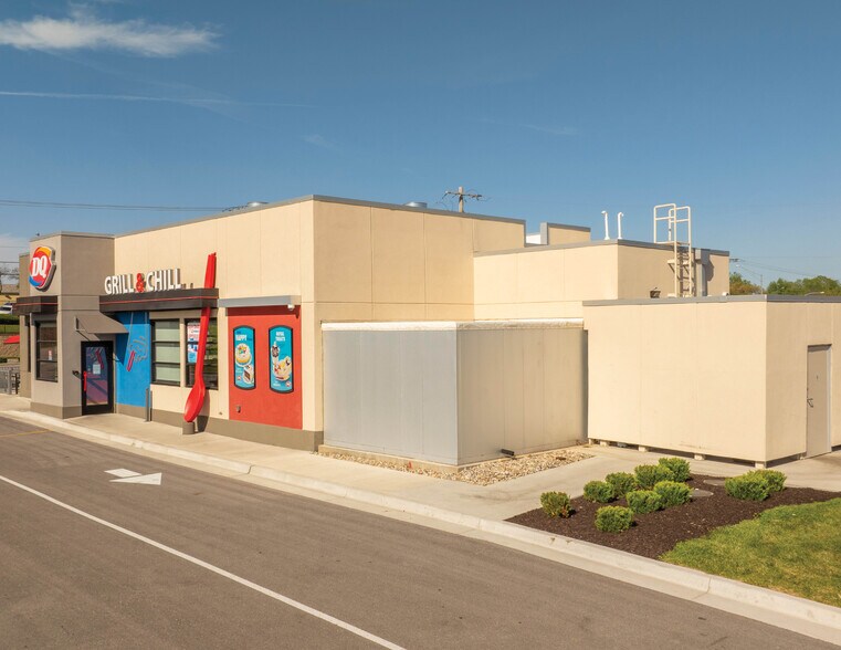 More Photos Of 8803 MO-45, Parkville Fast Food For Sale