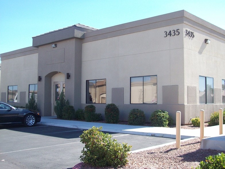 More Photos Of 3435 W Craig Rd, North Las Vegas Office Residential For Lease