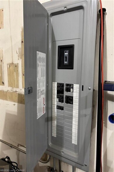 More Photos Of 500 Main St, Van Buren Storefront For Sale