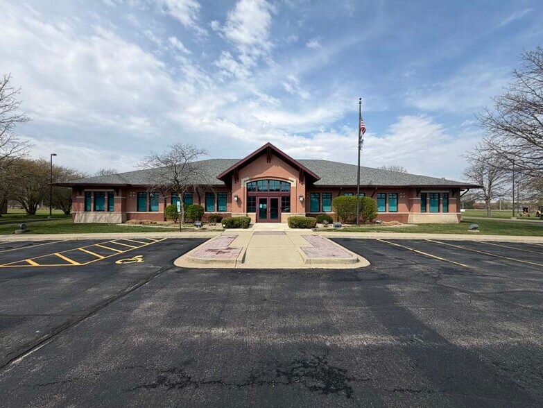 Primary Photo Of 3167 Robbins Rd, Springfield Office For Sale
