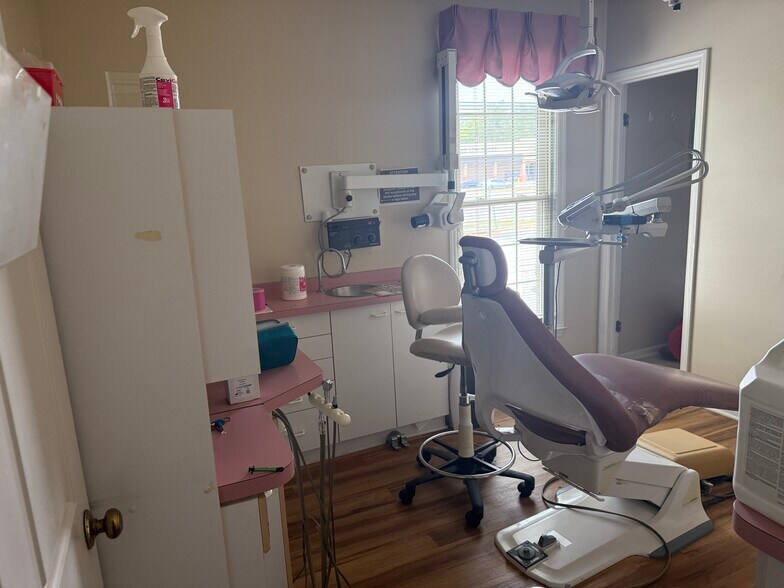 More Photos Of 2755 Barton Chapel Rd, Augusta Medical For Sale