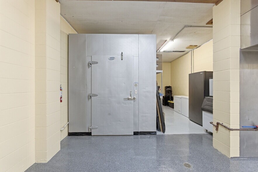 More Photos Of 275 Timber Island Rd, Carrabelle Restaurant For Sale