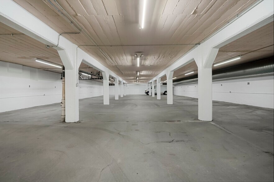 More Photos Of 1115 Broadway, Denver Office For Sale