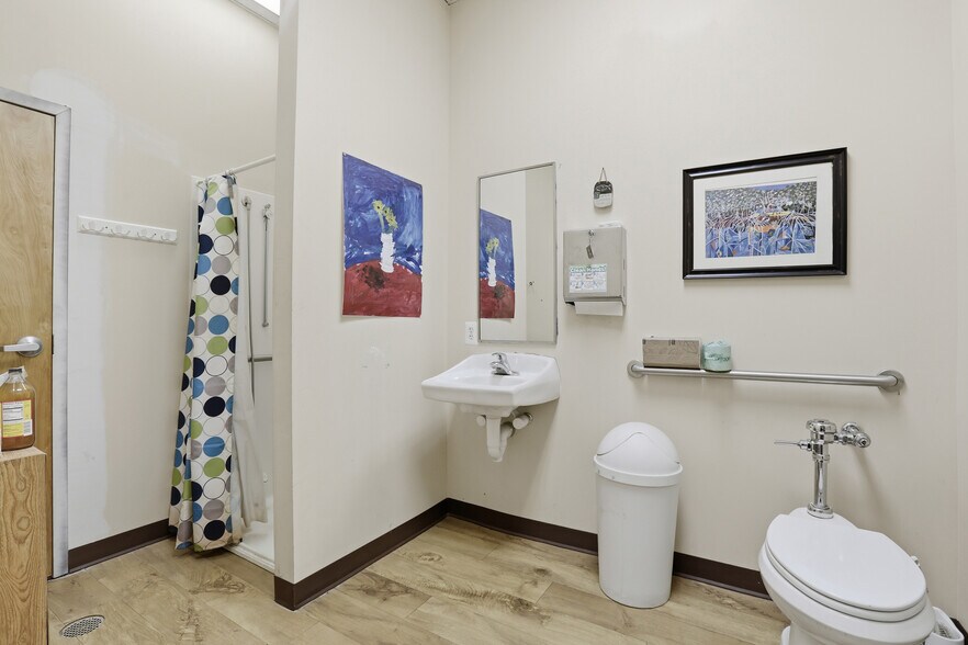 More Photos Of 10713 Tidewater Trl, Fredericksburg Schools For Sale