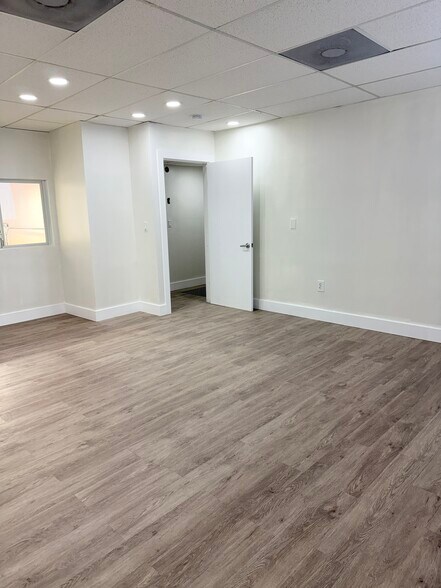 More Photos Of 7311 NW 12th St, Miami Light Distribution For Lease