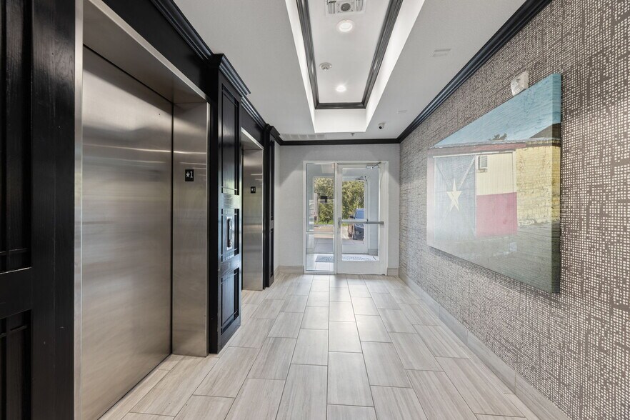 More Photos Of 3415 Ansley Blvd, Denison Hotel For Sale