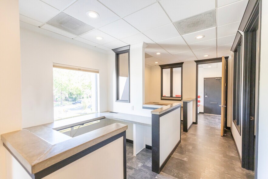 More Photos Of 3000 T St, Sacramento Office For Lease