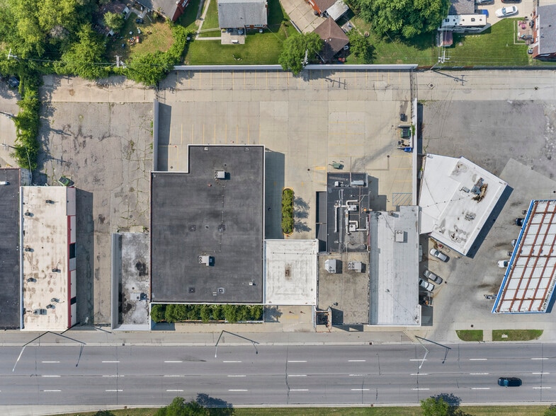 More Photos Of 21413 W 8 Mile Rd, Detroit Sports And Entertainment For Sale