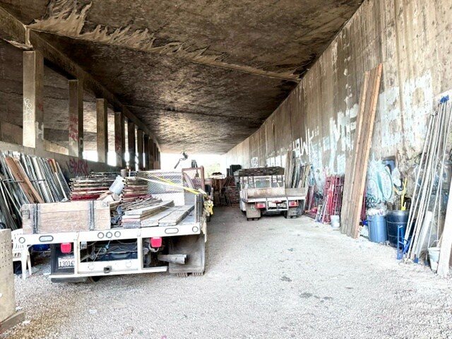 More Photos Of 3001 Delay Dr, Los Angeles Land For Lease