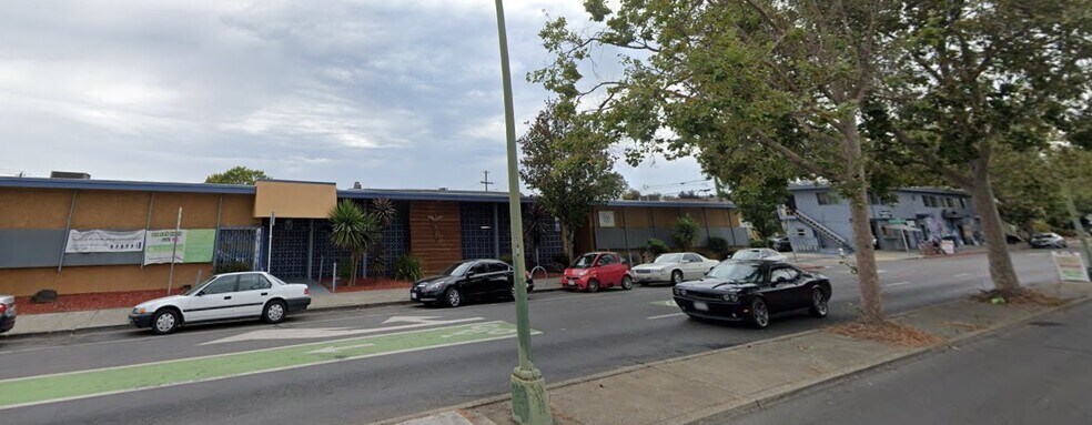 More Photos Of 5709-5715 Market St, Oakland Medical For Sale