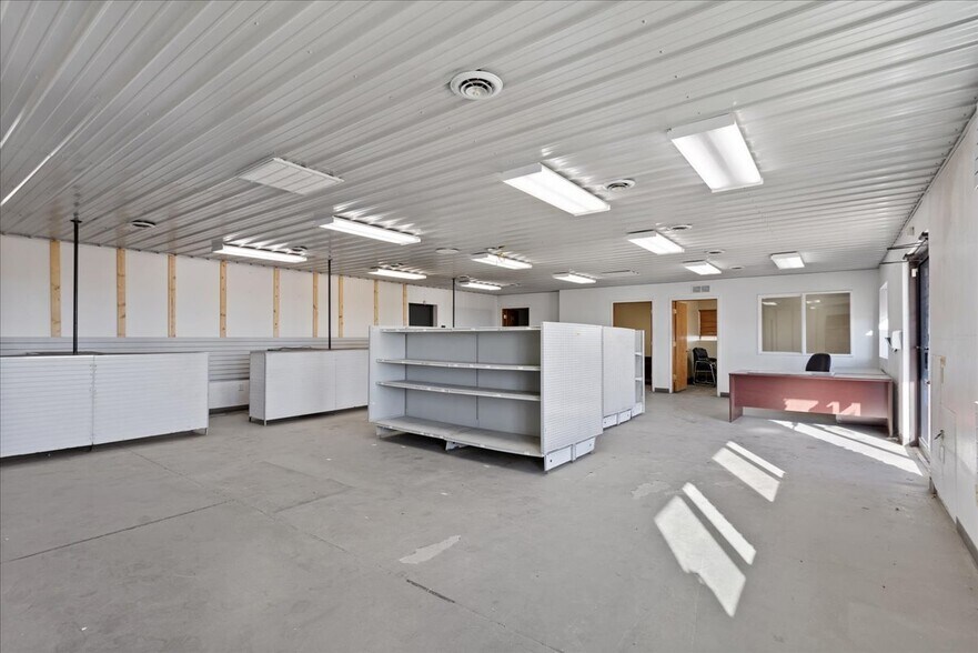 More Photos Of 12104 Deike Ct, Cheyenne Truck Terminal For Sale