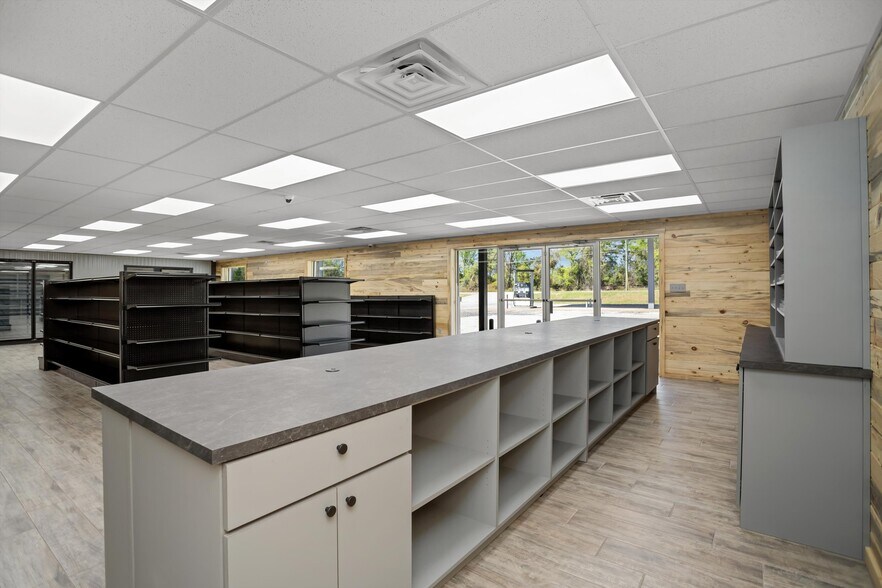 More Photos Of 6893 TX-19, Crockett Freestanding For Sale