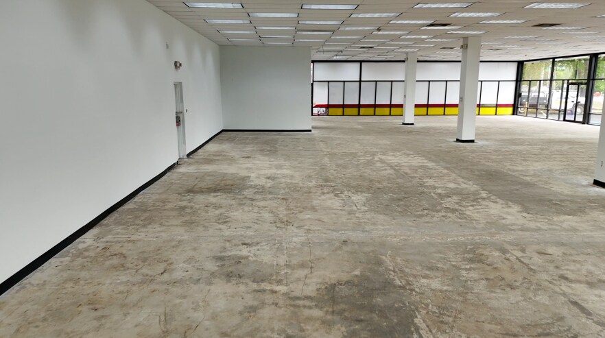 More Photos Of 4688-4690 W Irlo Bronson Memorial Hwy, Kissimmee Freestanding For Lease