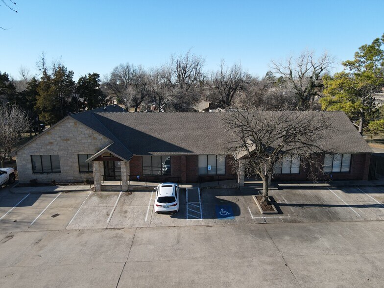 More Photos Of 4832 Richmond Square Dr, Oklahoma City Office For Sale