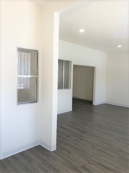 More Photos Of 6106-6112 Rita Ave, Huntington Park Storefront Retail Office For Lease