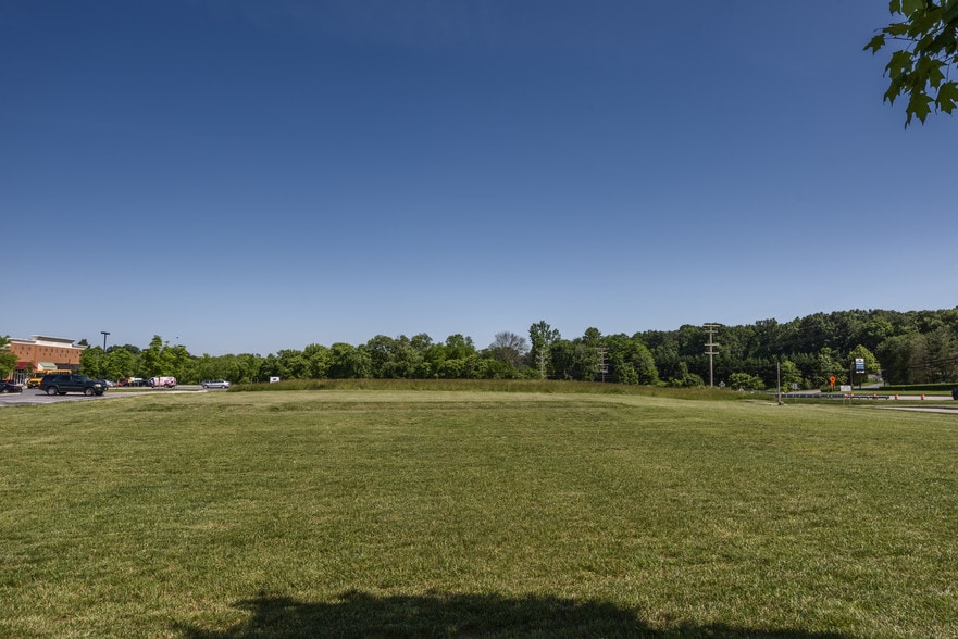 More Photos Of Exchange Dr, Eldersburg Land For Lease