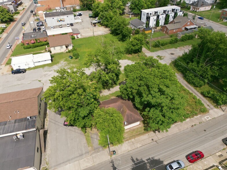More Photos Of , Nashville General Retail For Sale