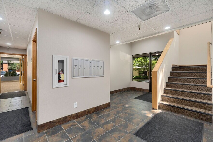 More Photos Of 724 Whalers Way, Fort Collins Office For Lease