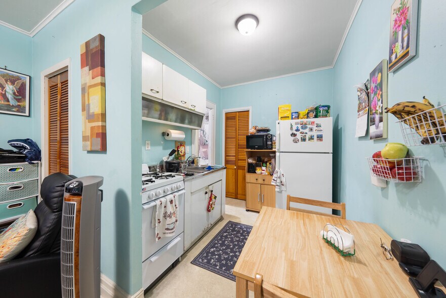 More Photos Of 530 57th St, West New York Storefront Retail Residential For Sale