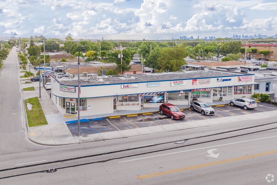 More Photos Of 4751-4799 Palm Ave, Hialeah Storefront Retail Office For Lease