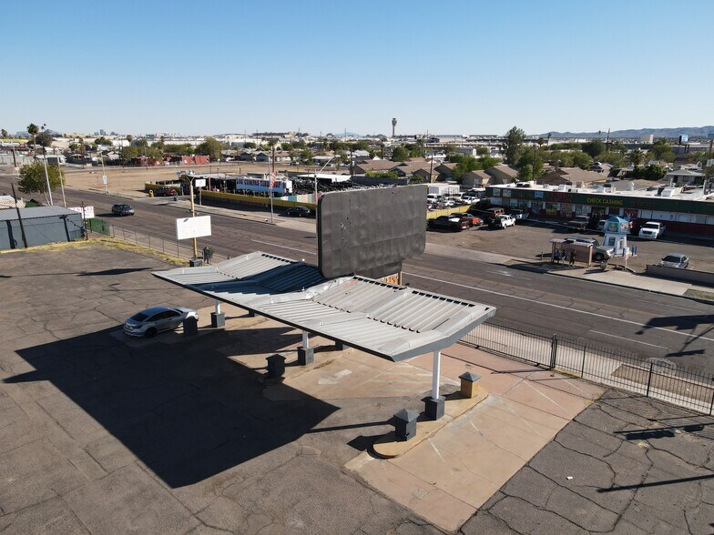 More Photos Of 2802 E Van Buren St, Phoenix Warehouse For Sale