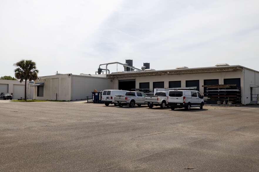 More Photos Of 1357 W Beaver St, Jacksonville Manufacturing For Sale