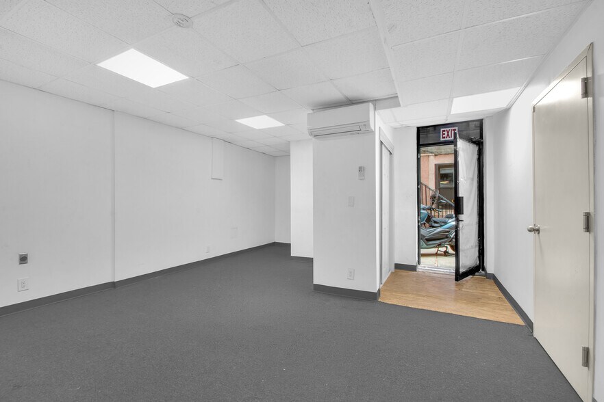 More Photos Of 1494 Ocean Ave, Brooklyn Flex For Lease