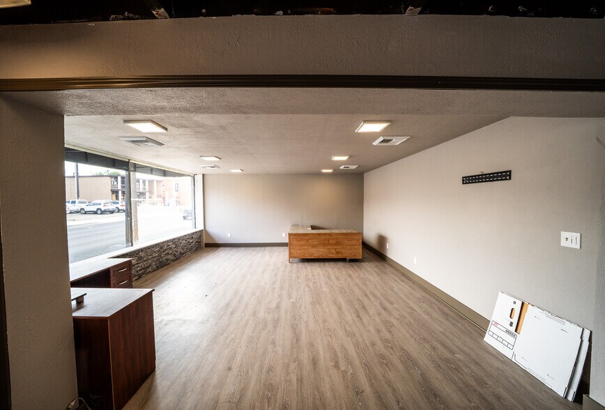 More Photos Of 844 D St, Lewiston Flex For Sale