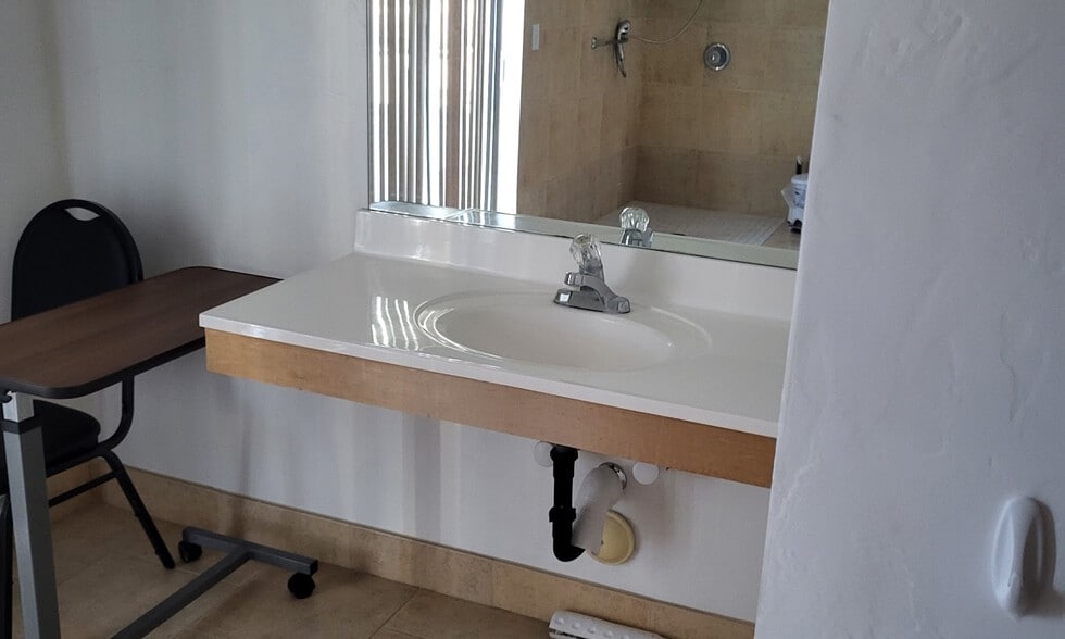 More Photos Of 710 N Mann Ave, Tucson Healthcare For Sale