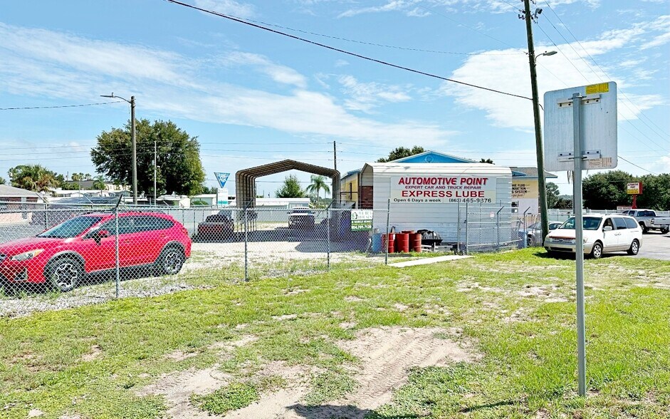 More Photos Of 1 Triangle Park, Lake Placid Auto Repair For Sale