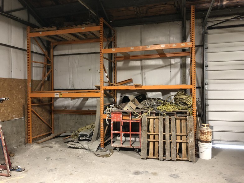 More Photos Of 470 S Nelson Rd, Columbus Warehouse For Lease