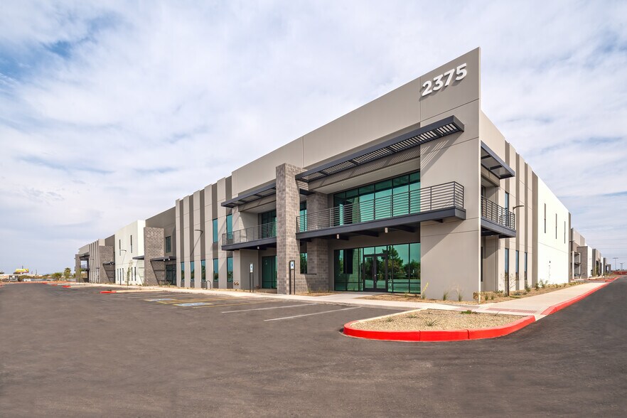 Primary Photo Of 2375 S Arizona Ave, Chandler Distribution For Lease