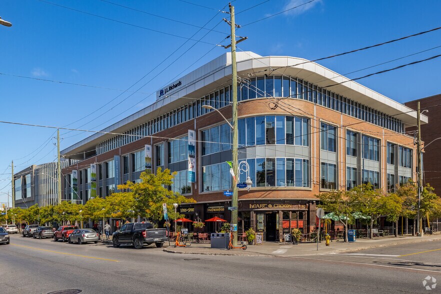 More Photos Of 343 Preston St, Ottawa Unknown For Lease