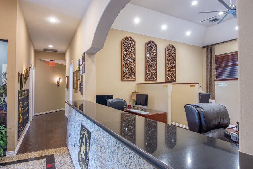 More Photos Of 17004 Grant Rd, Cypress Office For Sale