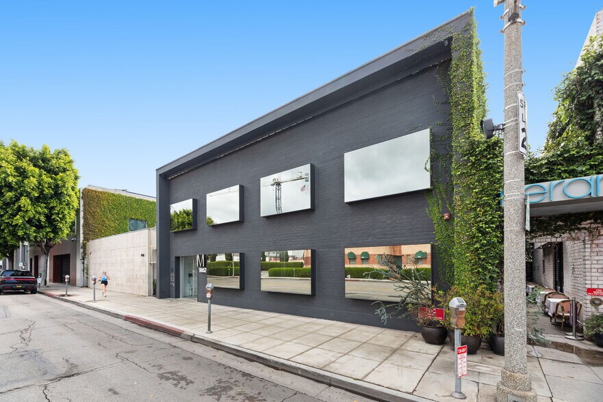 More Photos Of 9952 Santa Monica Blvd, Beverly Hills Office For Lease