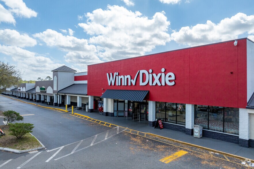 Primary Photo Of 31070 Cortez Blvd, Brooksville Unknown For Lease