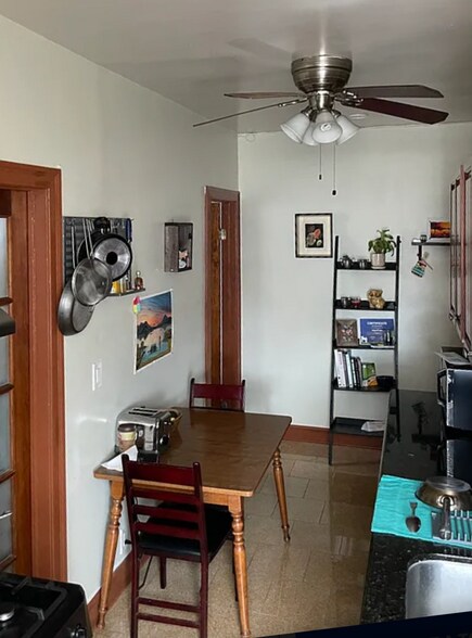 More Photos Of 300 N 8th St, Brooklyn Apartments For Sale