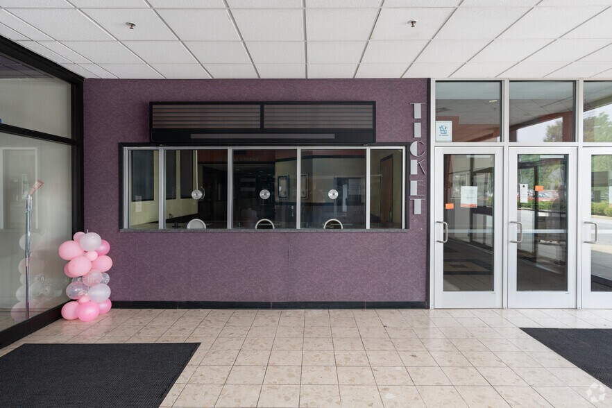 More Photos Of 2200 Lebanon Valley Mall, Lebanon Movie Theatre For Sale