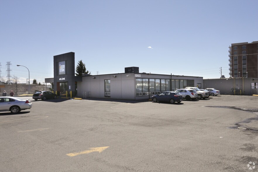 Primary Photo Of 1860 Bank St, Ottawa Freestanding For Sale