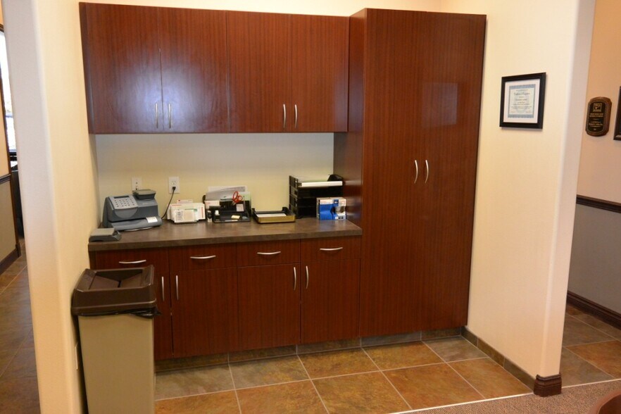 More Photos Of 1880 E Warm Springs Rd, Las Vegas Loft Creative Space For Sale
