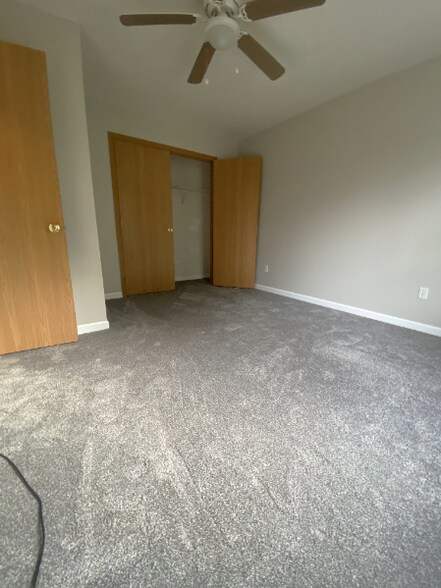 More Photos Of 801 W Walnut St, Desloge Apartments For Sale