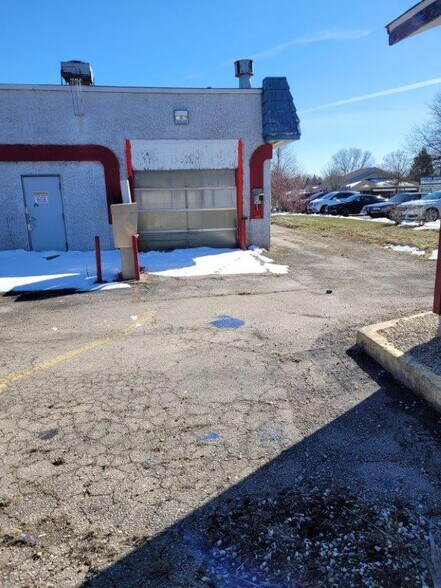 More Photos Of 1410 W Main St, Sun Prairie Convenience Store For Sale