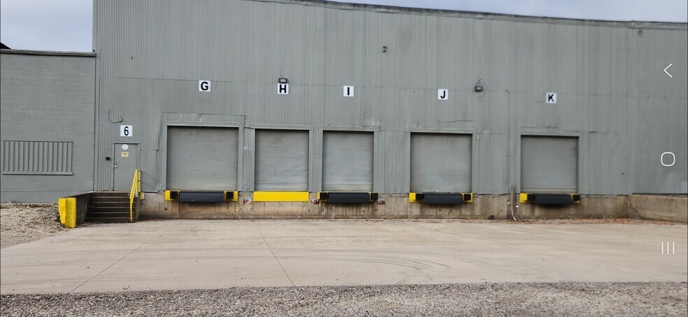 More Photos Of 1601 Hunter Ave, Niles Warehouse For Lease