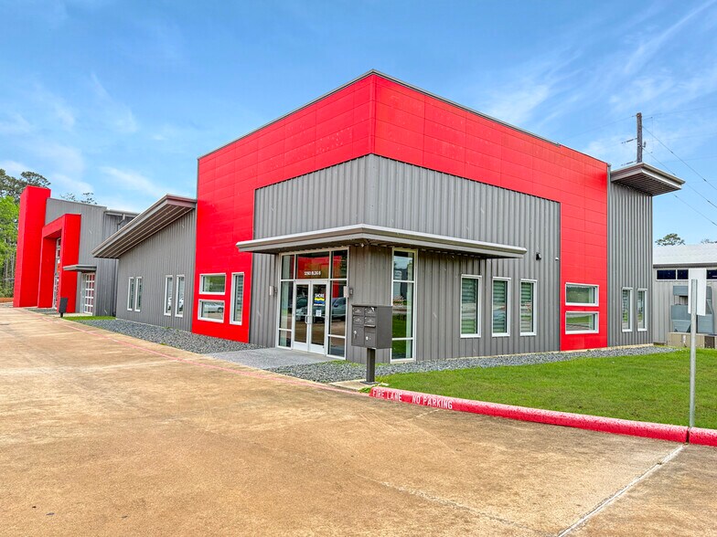 Primary Photo Of 32503 Tamina Rd, Magnolia Office For Lease