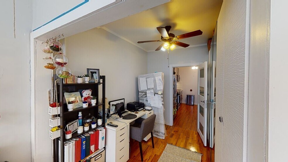 More Photos Of 46 Sutton St, Brooklyn Apartments For Sale