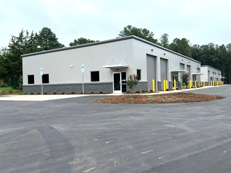 More Photos Of 1781 S NC 16 Business Hwy, Stanley Flex For Lease