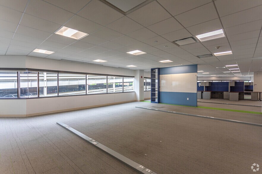 More Photos Of 350 Main St, Malden Office For Lease